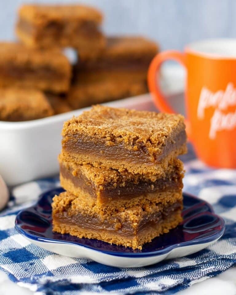 Pumpkin Blondies with Caramel Drizzle Recipe