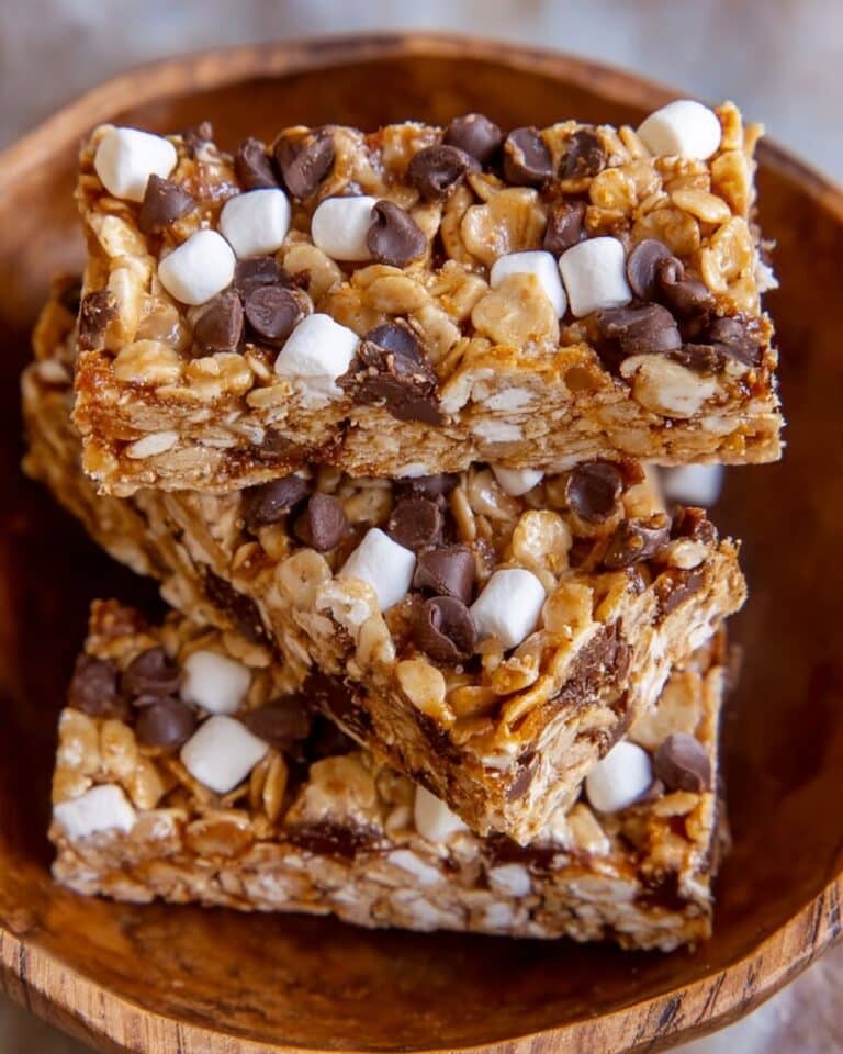 Chewy Homemade Granola Bars Recipe