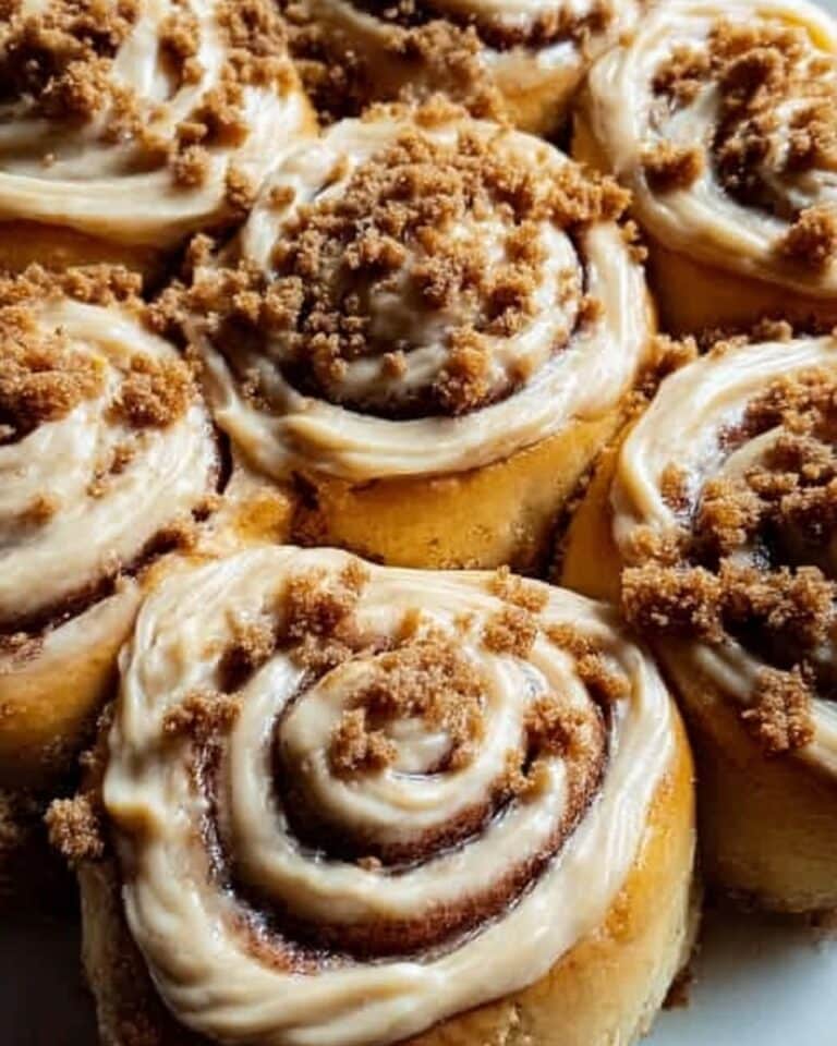 Biscoff Cookie Butter Cinnamon Rolls Recipe